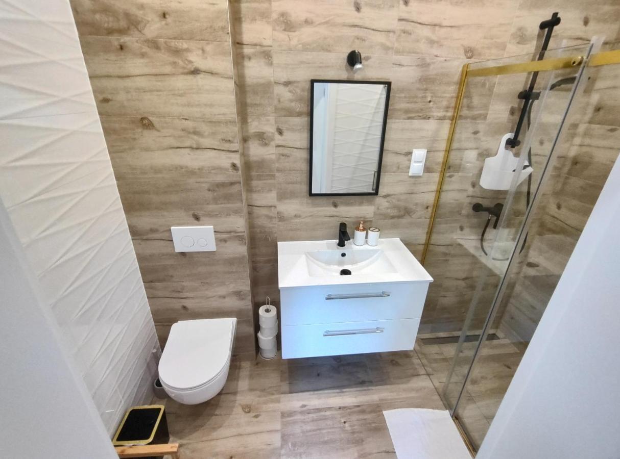Apt Fiona4 Centrum700M Parking Bezplatny Monitorowany Salon Z Sypialnia Tv Lazienka Kuchnia Rekuperacja Karpacz Extérieur photo